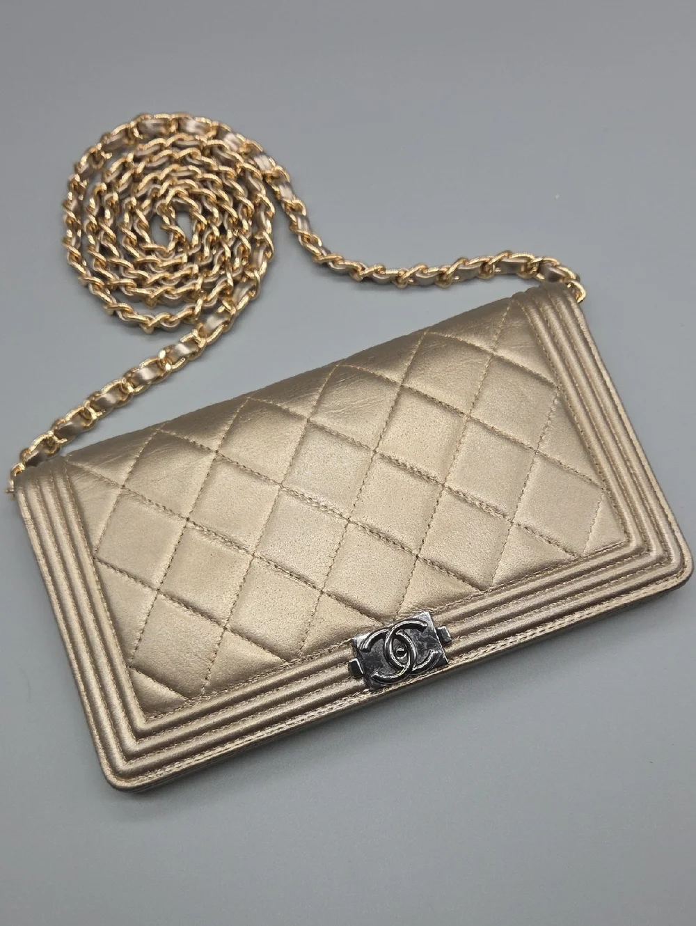💛CHANEL Authentic Yen Gold Leather Wallet/Clutch💛